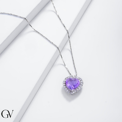 Necklace with pendant,central heart shaped amethyst and diamonds