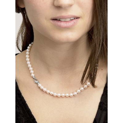 Oval lobster claw closure for pearl necklace with diamonds in white gold 18k