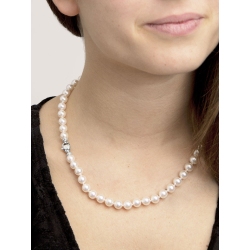 Closure for pearl necklace with diamonds in 18k white gold 2