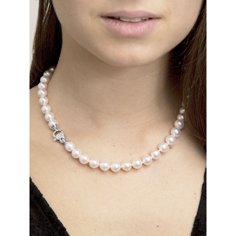 18k white gold closure for pearl with central diamonds