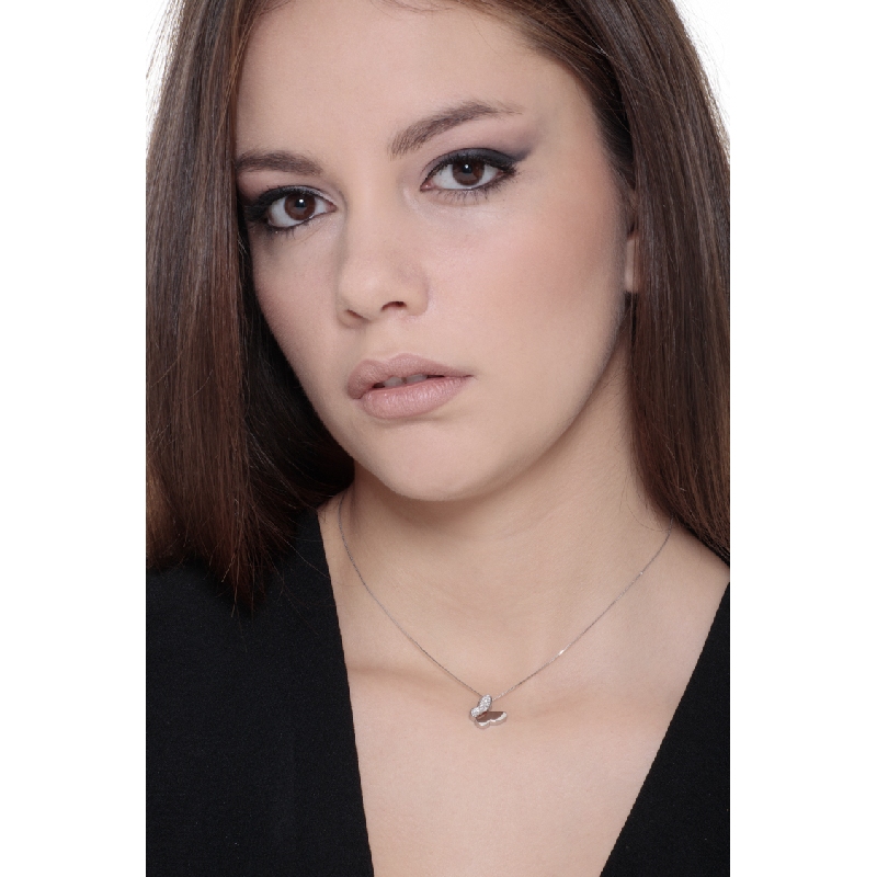 Collana in oro bianco 18k con pendente a farfalla e diamanti, 12 mm