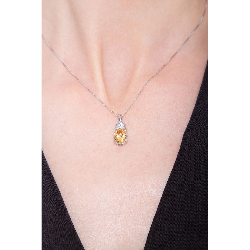 White gold 18k citrine pendant with diamonds 