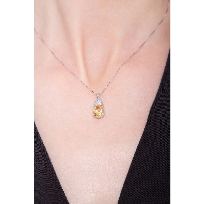 White gold 18k citrine pendant with diamonds 