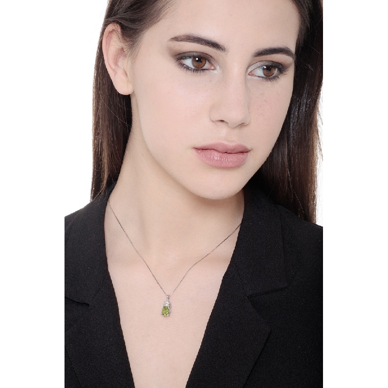 Necklace with oval peridot  and diamonds pendant
