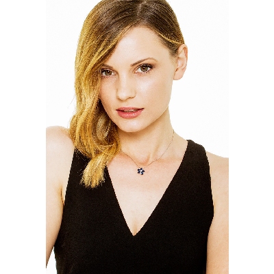 Flower pendant with 5 Drop cut sapphire petals and diamond