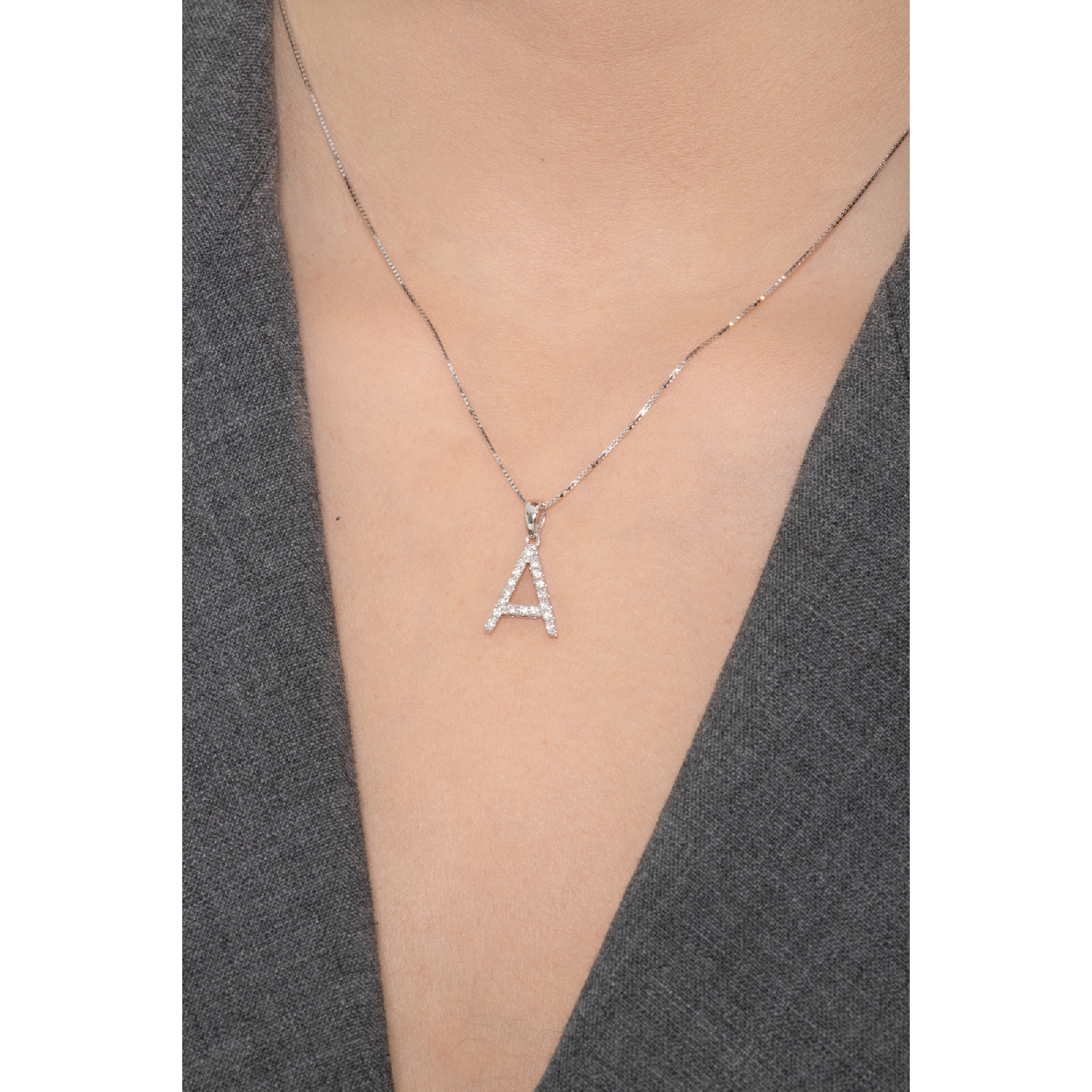 Philip Jones Collana Iniziale Pave Lettera A Con Cristalli Swarovski - Placcata Argento, 41 Cm