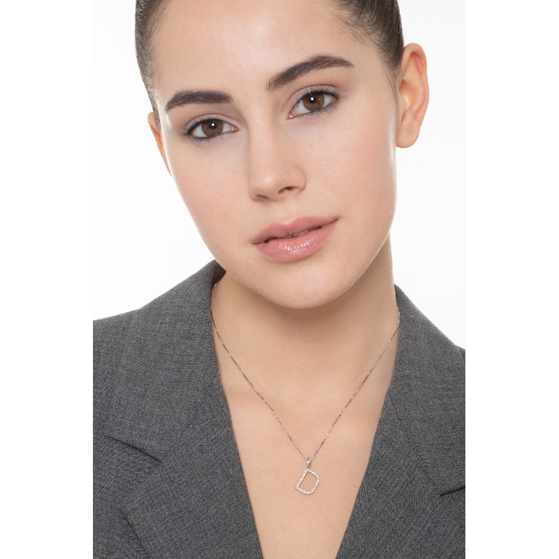 Collana lettera D in oro bianco 18k con diamanti