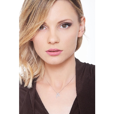 Collana lettera A in oro bianco 18k con diamante