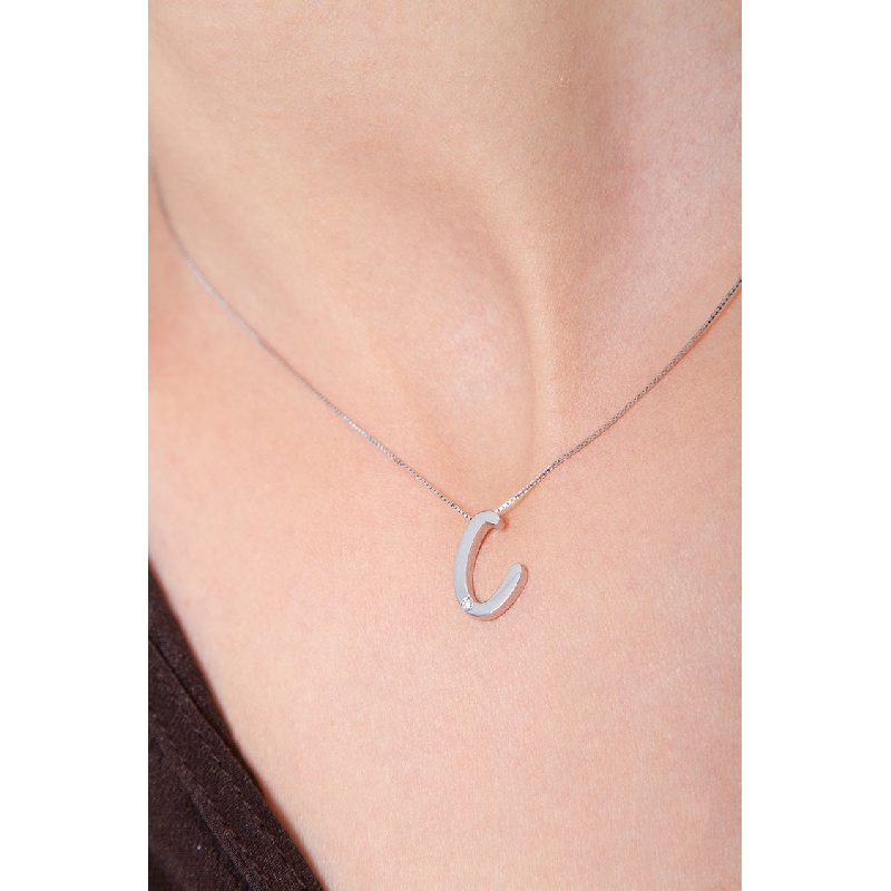 18k white gold letter C with solitaire diamond