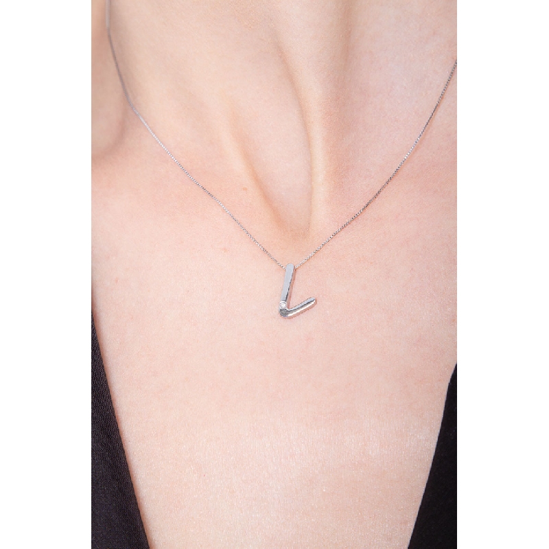 Collana lettera L in oro bianco 18k con diamante