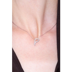 18k white gold letter P with solitaira diamond 2