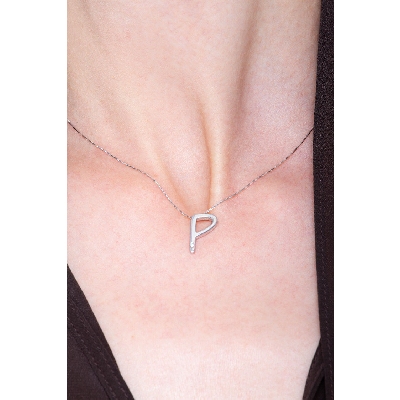 18k white gold letter P with solitaira diamond