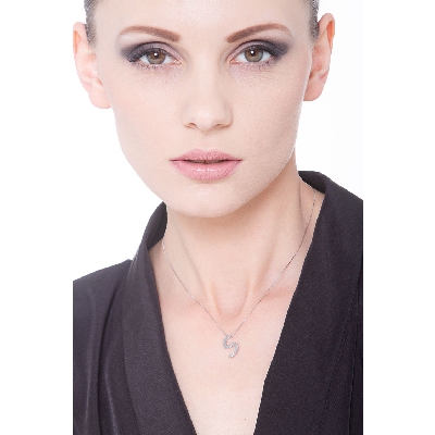 18k white gold letter S with solitaire diamond