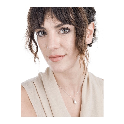 18k white gold necklace with diamonds and one pearl