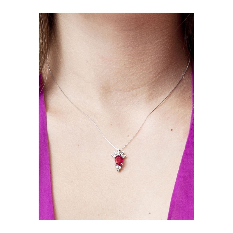 Ruby pendant with diamonds 