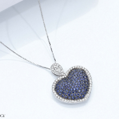 18k white gold necklace with heart pendant with diamond and burnished sapphire pavè