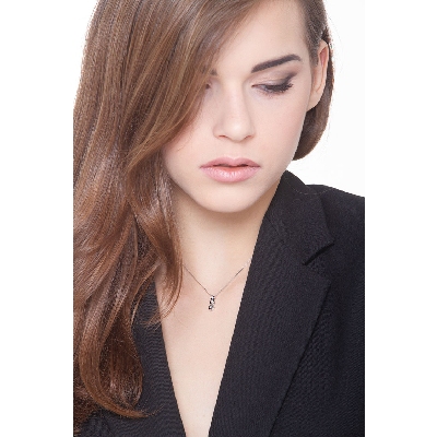 18k White gold necklace with diamond trilogy pendant 