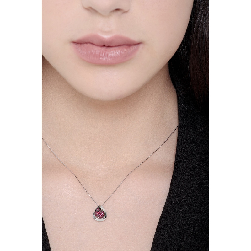 Fancy pendant with burnished rubies pavé 