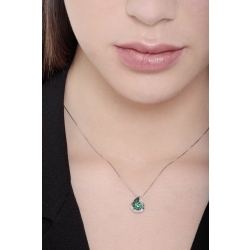 Fancy pendant with emeralds pavé on burnished gold 2