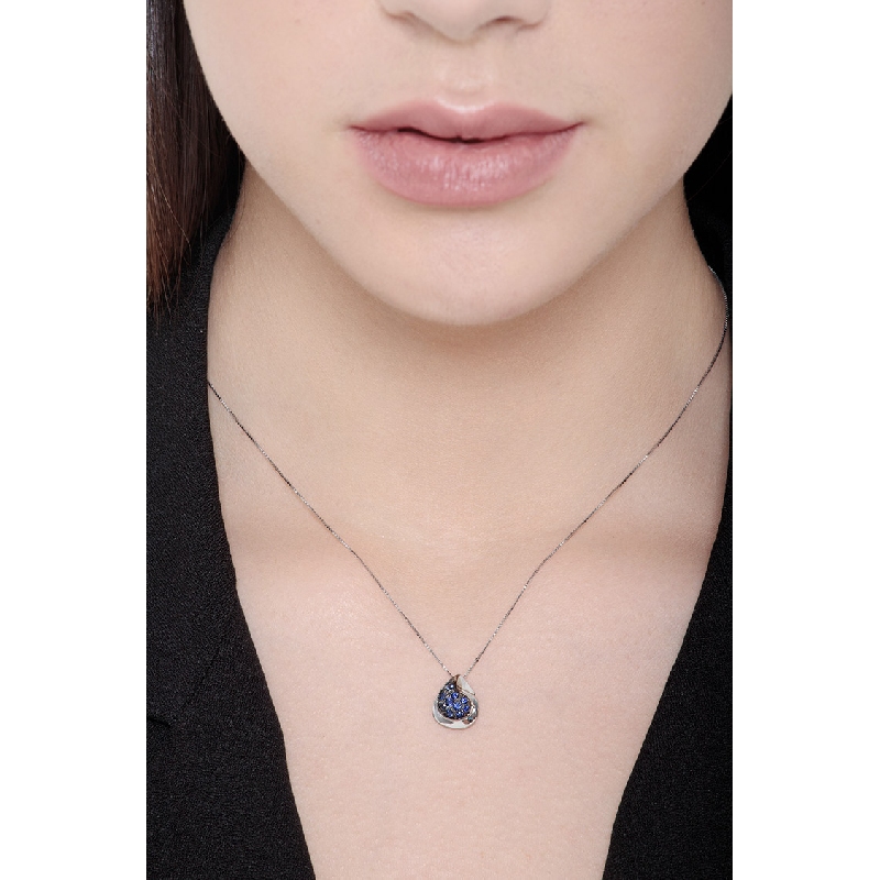 Fancy pendant with sapphires on burnished top