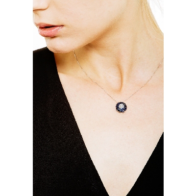18k white gold necklace with pavè pendant, sapphires and diamonds