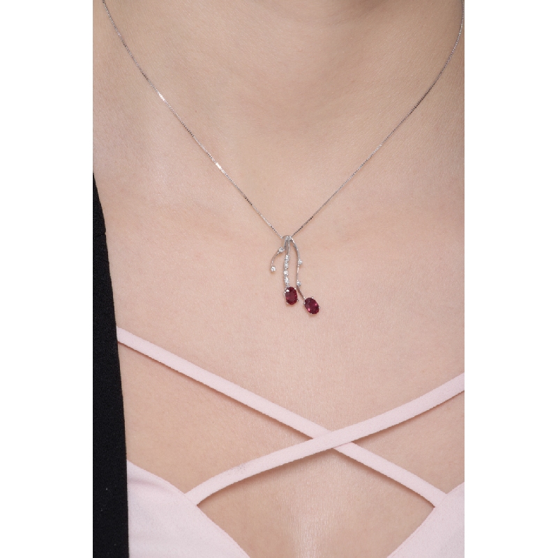 Branches pendant in 18k white gold with rubies and diamonds