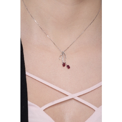 Branches pendant in 18k white gold with rubies and diamonds