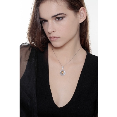 18k white gold fancy pendant with diamonds and citrine