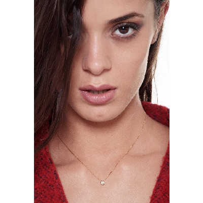 Little flower pendant with diamonds in 18k yellow gold