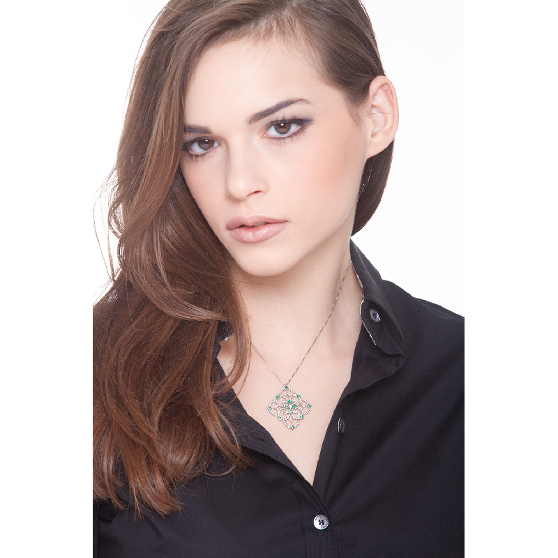 Rose window pendant in 18k white gold with emeralds and diamonds