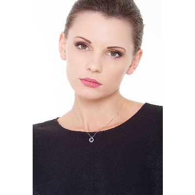 Necklace with pendant, oval sapphire and diamonds