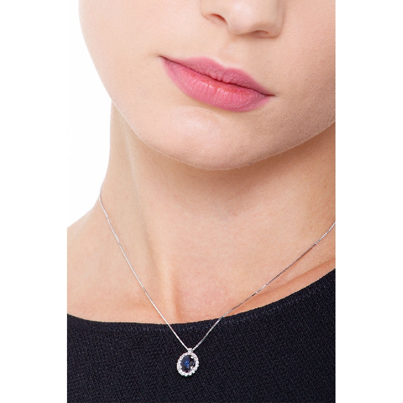 Necklace with pendant, oval sapphire and diamonds