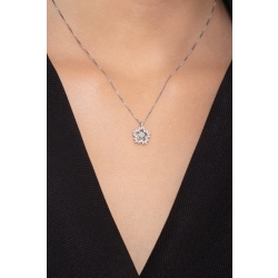 18k white gold necklace with flower pendant with diamonds 2