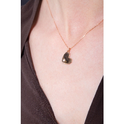 18k rose gold inclined flat heart pendant with diamond