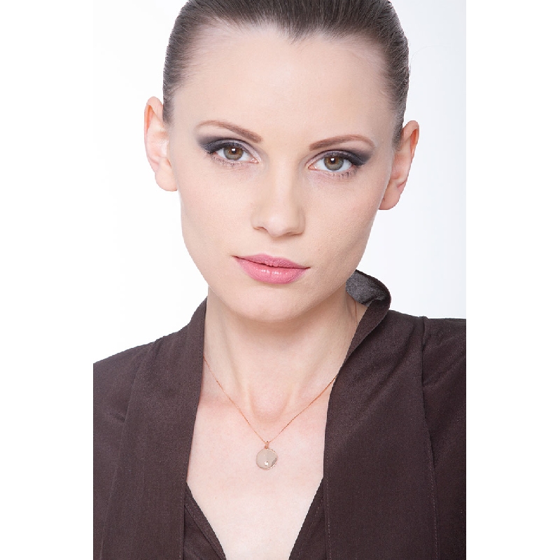 18k rose gold circle slab with diamond