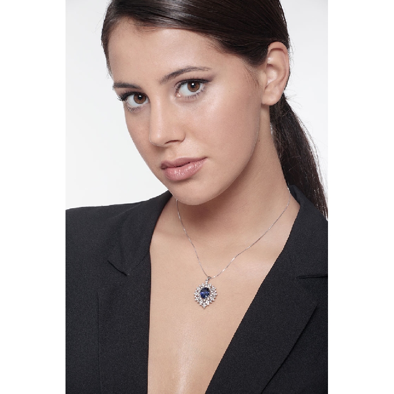 Necklace with pendant, sapphire and diamonds