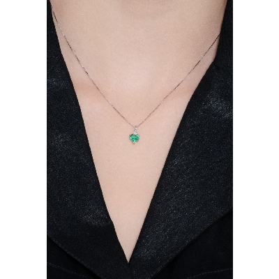 Heart shape emerald and diamond pendant