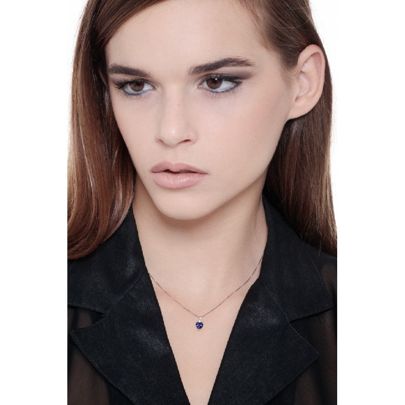 Heart shape sapphire and diamond pendant