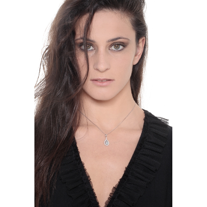 Necklace with pendant, pear shaped aquamarine and diamonds