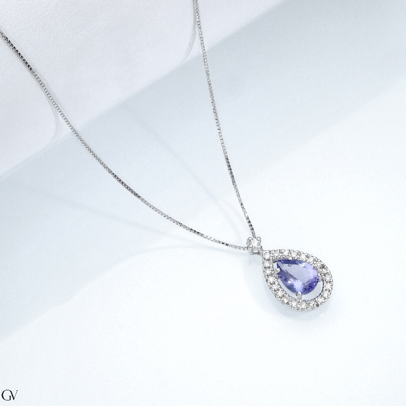Necklace in white gold 18k with pendant with tanzanite pear cut and diamonds 