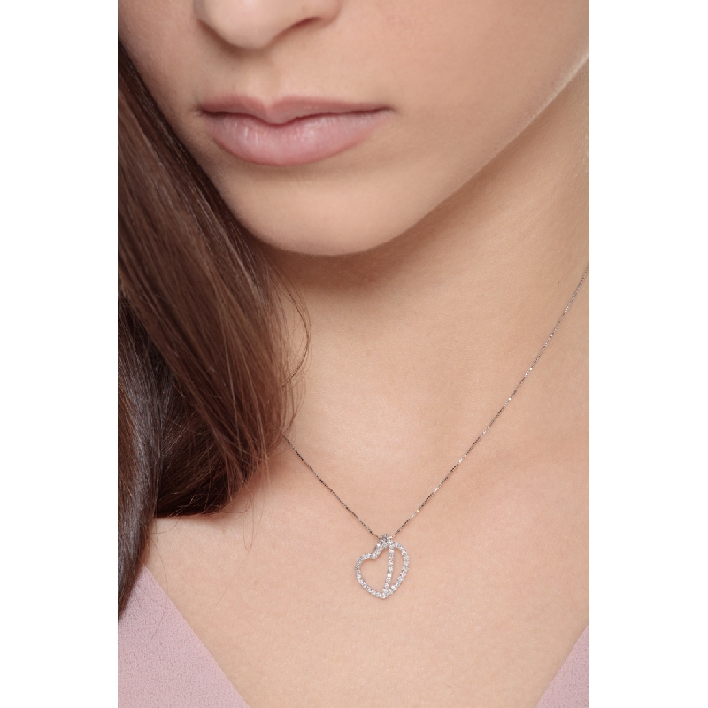 White gold 18k fancy heart pendant with diamonds 