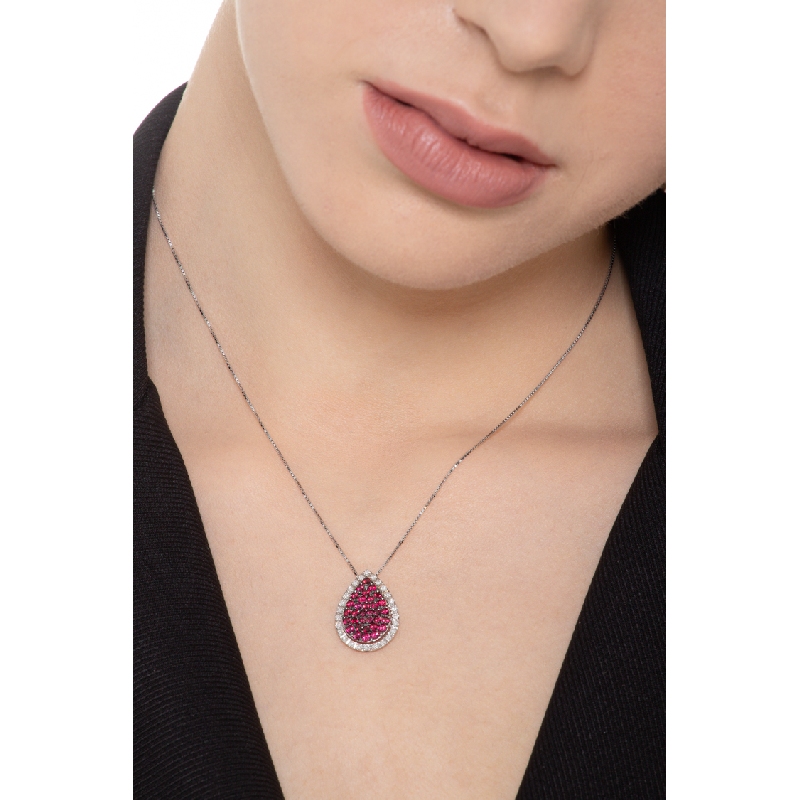White gold 18k pendant drop shaped with rubies and diamonds 