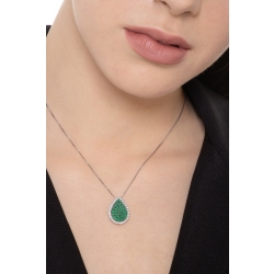 18k white gold drop shaped pendant with emeralds and diamonds 2