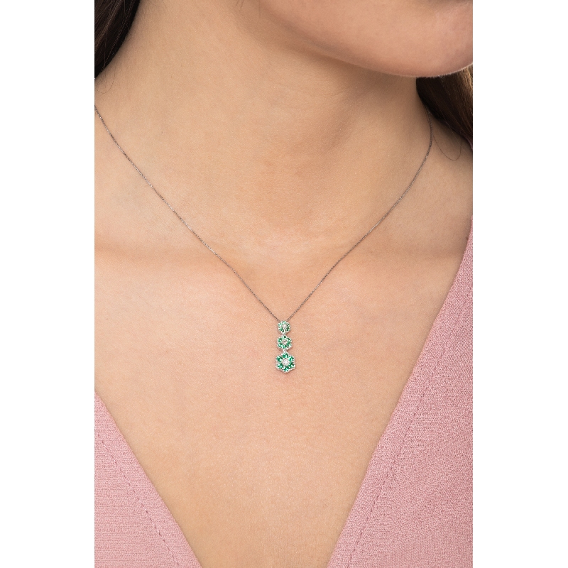 White gold 18k necklace with flower shaped trilogy pendant with diamonds and emeralds 