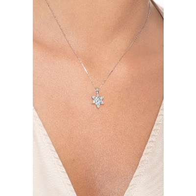 Heart shaped aquamarine and diamond pendant