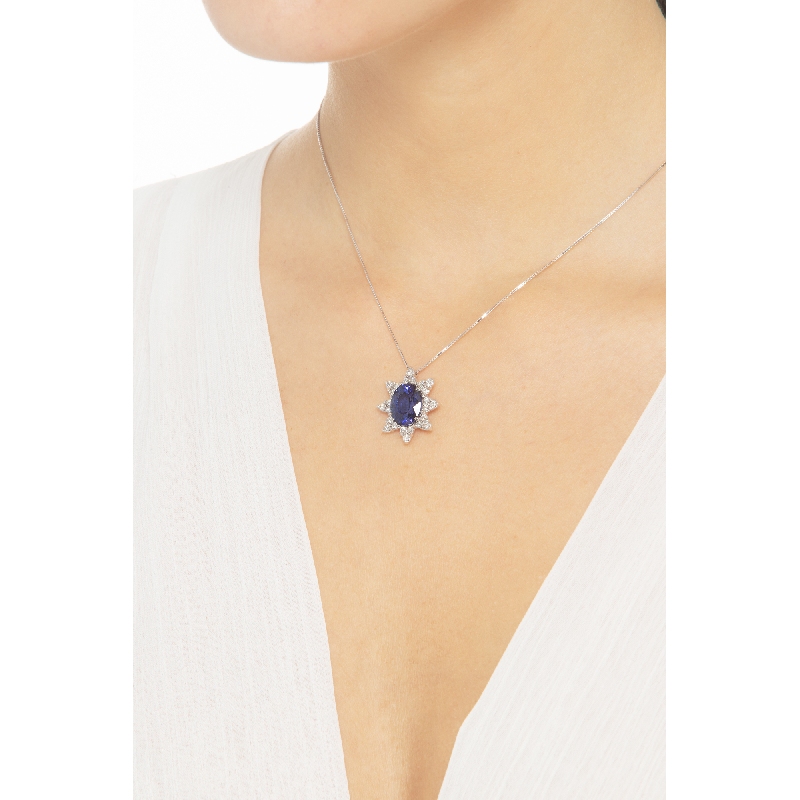 Blue sapphire and diamonds pendant in 18k white gold