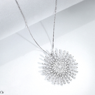 18k white gold necklace with diamonds