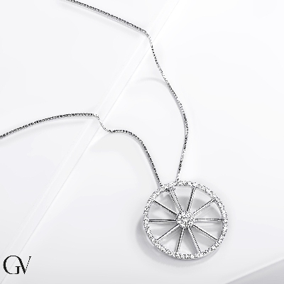 Necklace in white gold 18k with diamonds, diameter 23.3 mm 