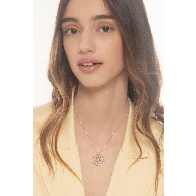 Necklace in white gold 18k with diamonds, diameter 23.3 mm 