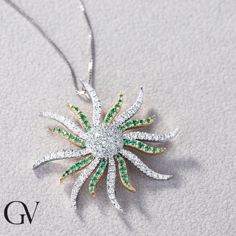 18k white and yellow Fancy pendant with emeralds and diamonds